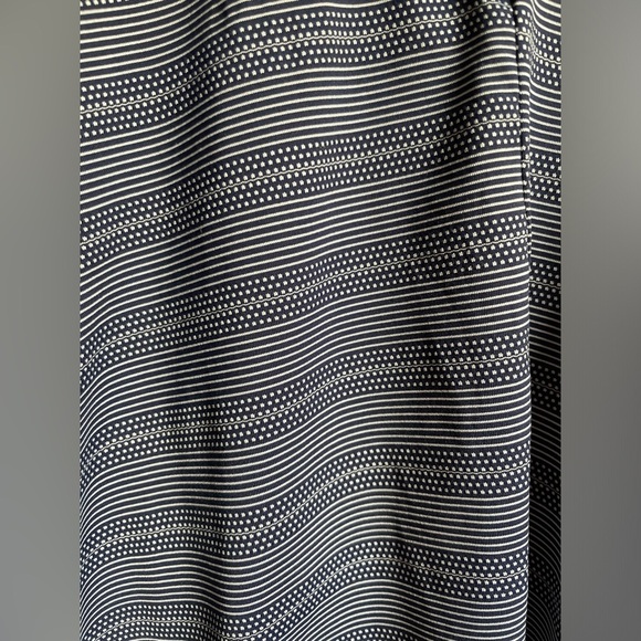 Women’s athleta tank top size M open side for knot tie Pilates athleisure yoga - Picture 5 of 8